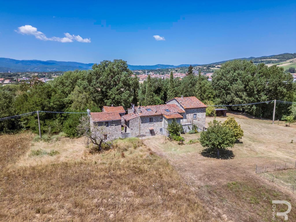 House in Bibbiena - Image 2