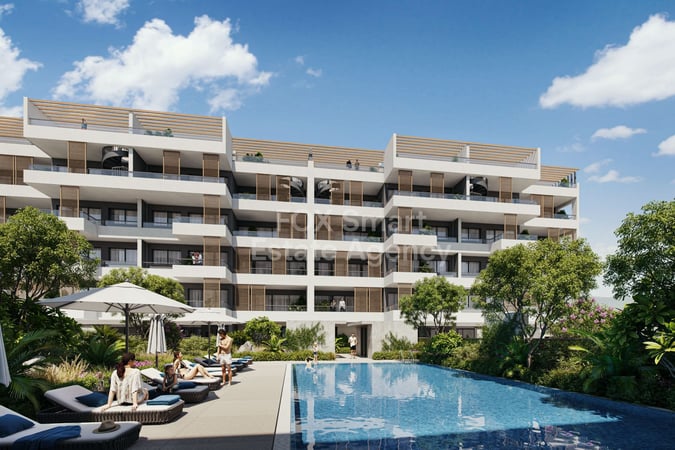 Apartment in Zakaki - view 1