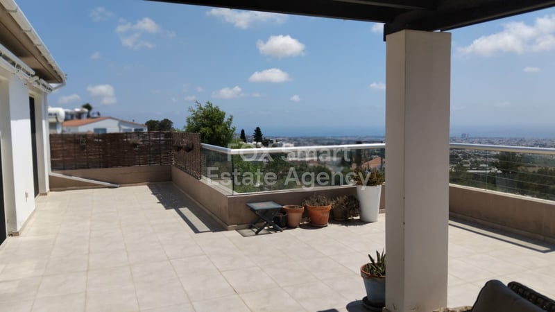 Apartment in Mesa Chorio - view 1