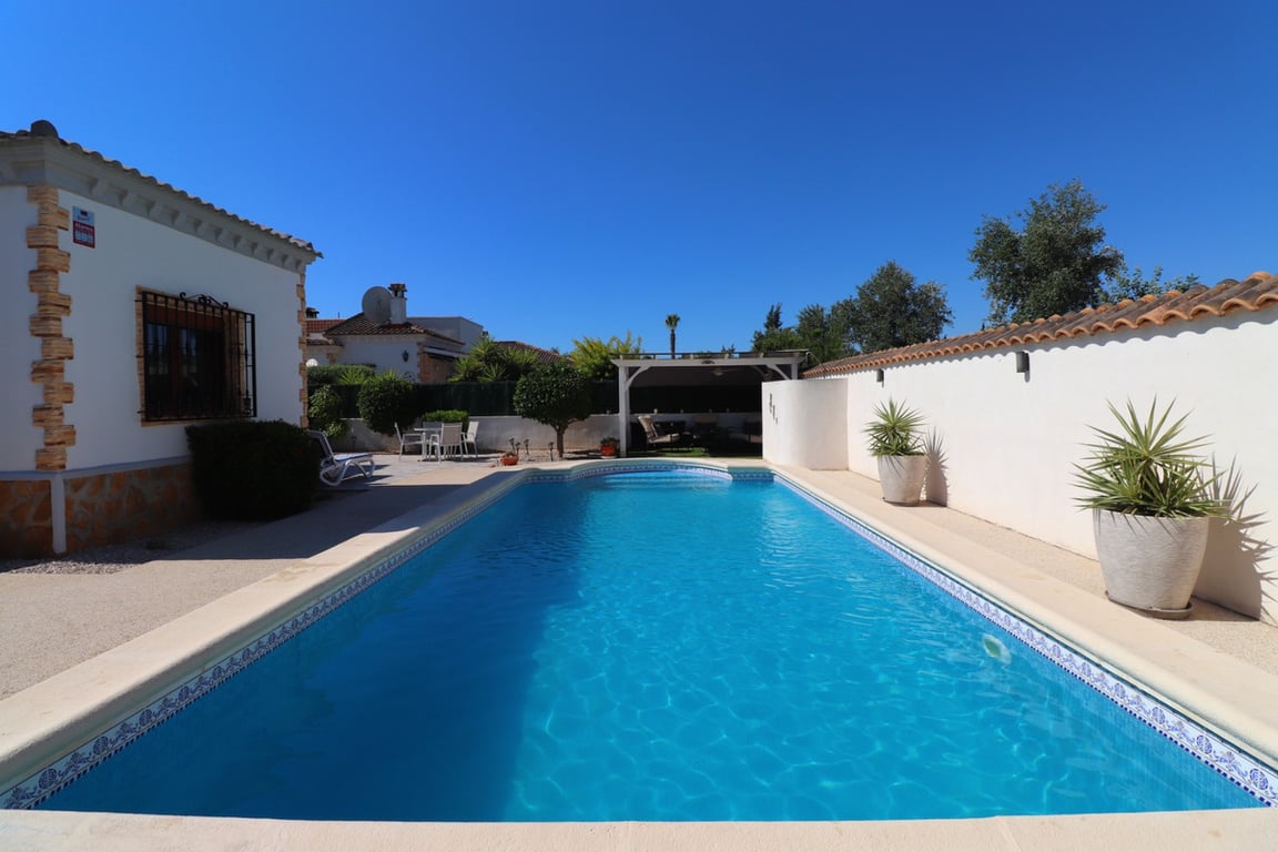 Villa in Formentera de Segura - Image 2
