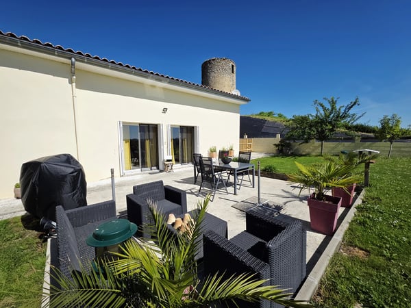 House in Sauveterre-de-Guyenne - view 1