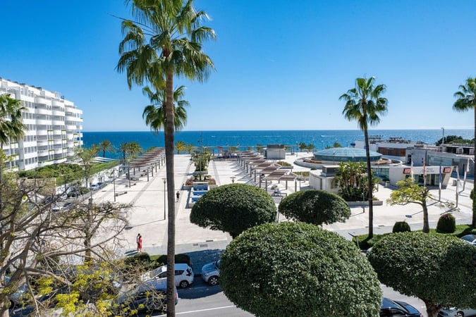Apartment in Marbella - view 1