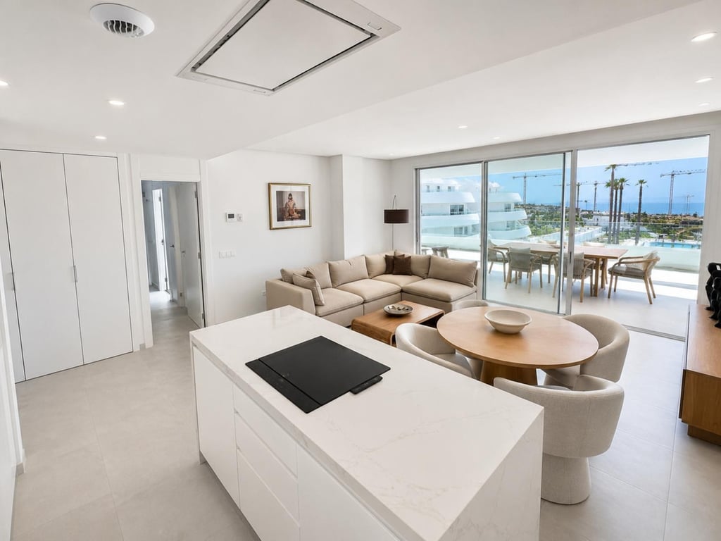 Apartment in La Cala De Mijas - Image 3