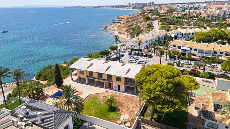 Villa in Cabo Roig - view 1