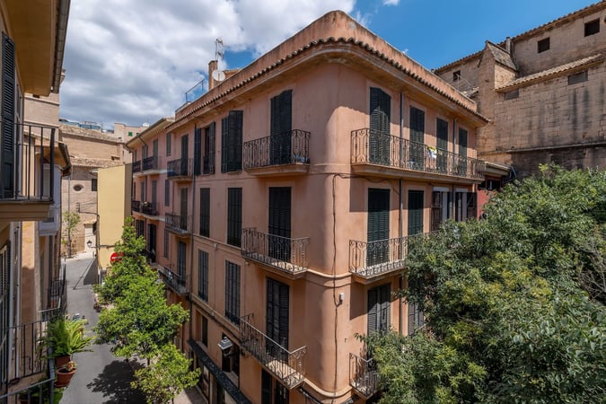 Villa in Palma de Mallorca - view 1