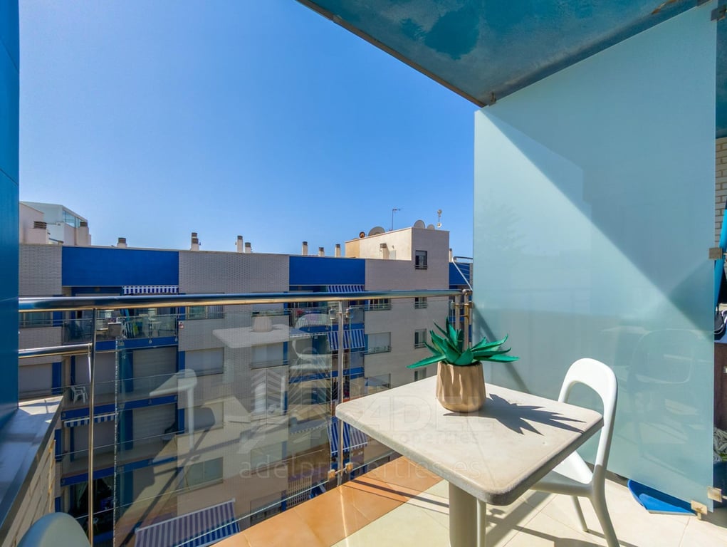 Apartment in Torrevieja - Image 2