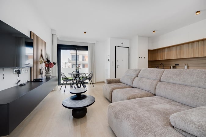 Apartment in San Miguel de Salinas - view 1