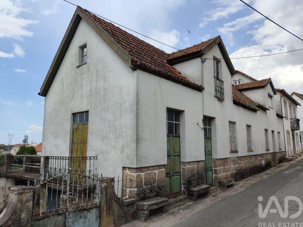 House in Covas - view 1