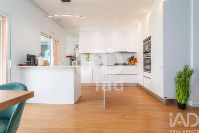 Apartment in Sao Bras de Alportel - view 1