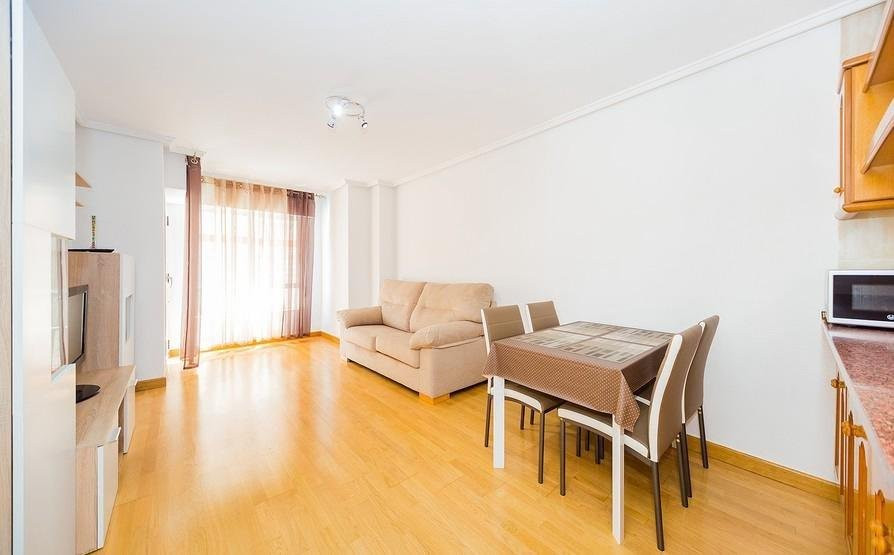 Apartment in Torrevieja - Image 3