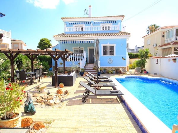 Villa in Ciudad Quesada - view 1