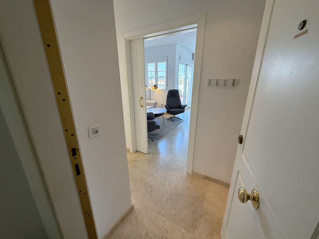 Penthouse in La Cala De Mijas - Image 2