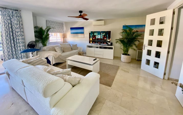 Apartment in Marbella - view 1
