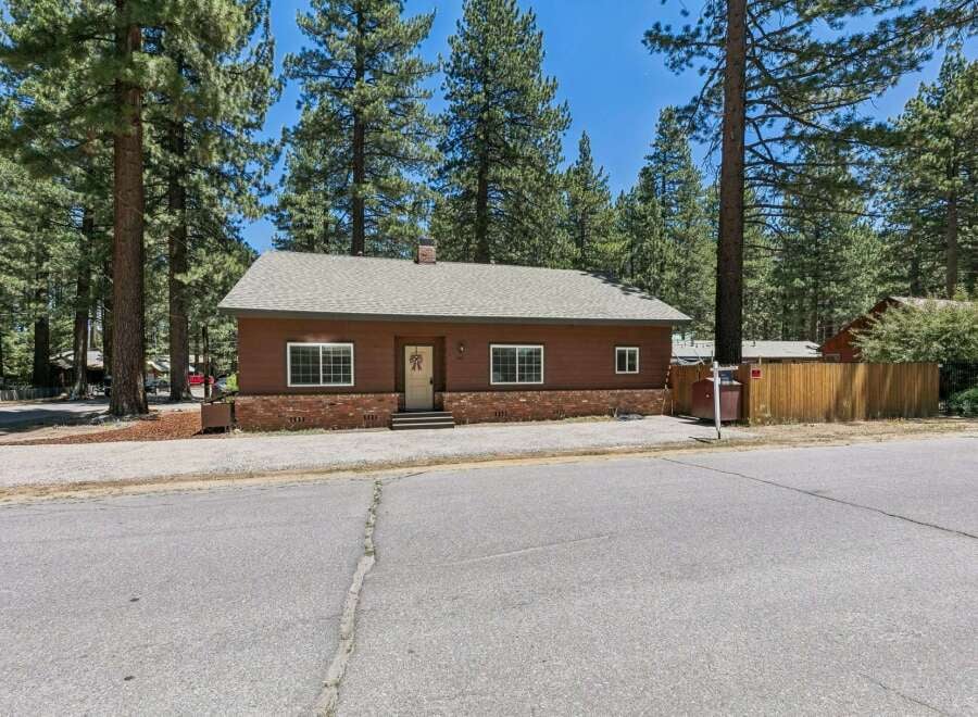 House in Stateline