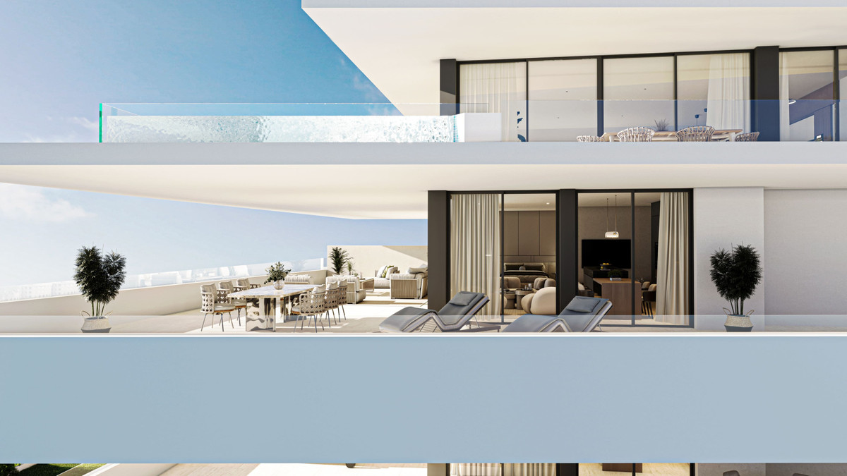 Apartment in Fuengirola - Image 2