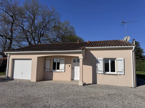 House in Jarnac - view 1