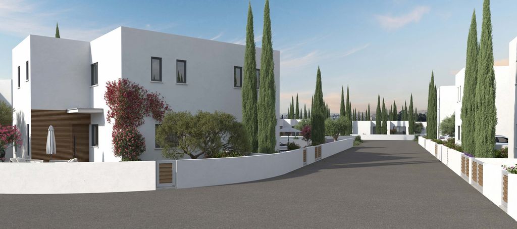 Villa in Frenaros - Image 2