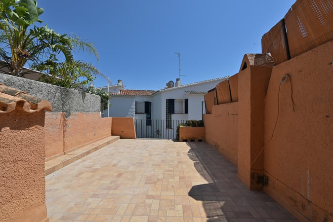 Apartment in Sitio de Calahonda - view 1