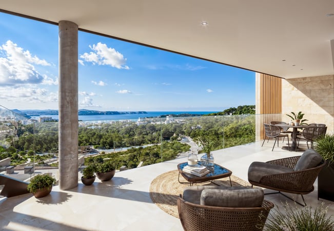 Apartment in Peguera - view 1