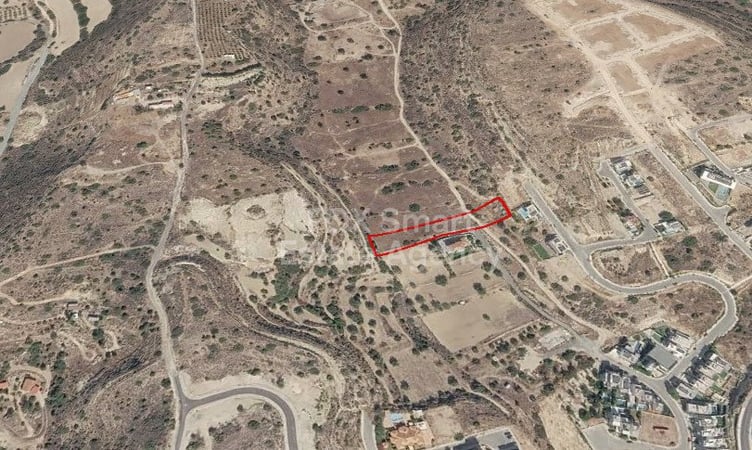 Land in Ayios Athanasios (quarter) - view 1