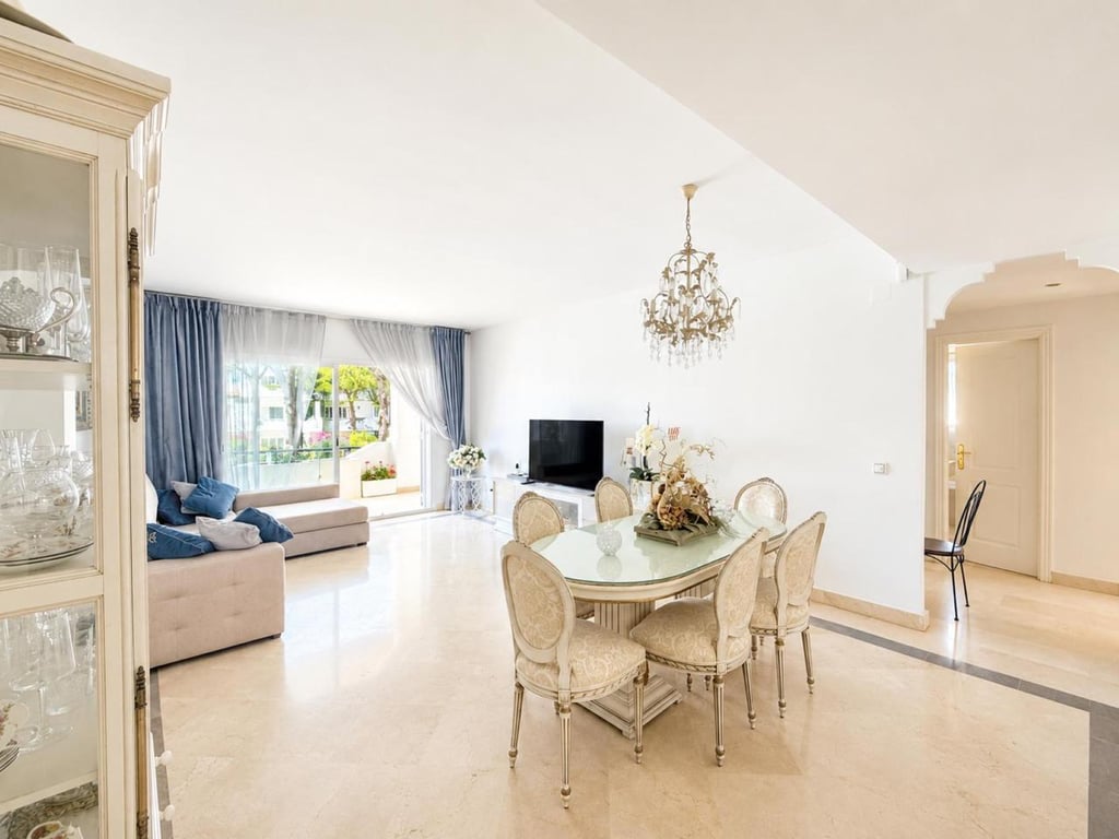 Apartment in Atalaya Isdabe - Image 3