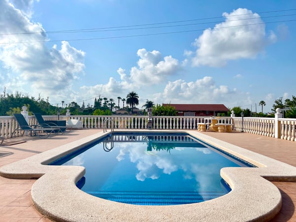 Villa in Catral - view 1