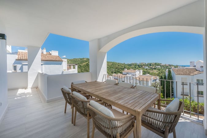 House in Benahavis - view 1