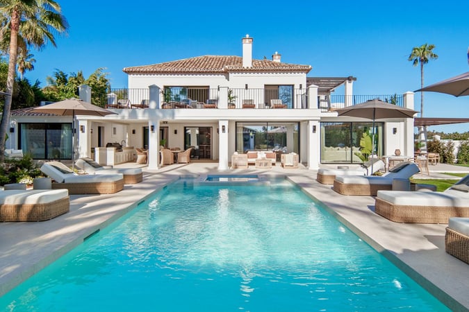 House in Nueva Andalucia - view 1
