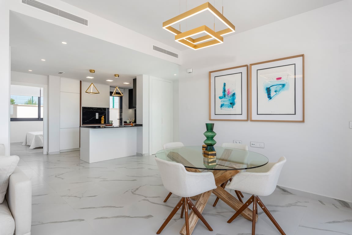 Apartment in San Miguel de Salinas - Image 2