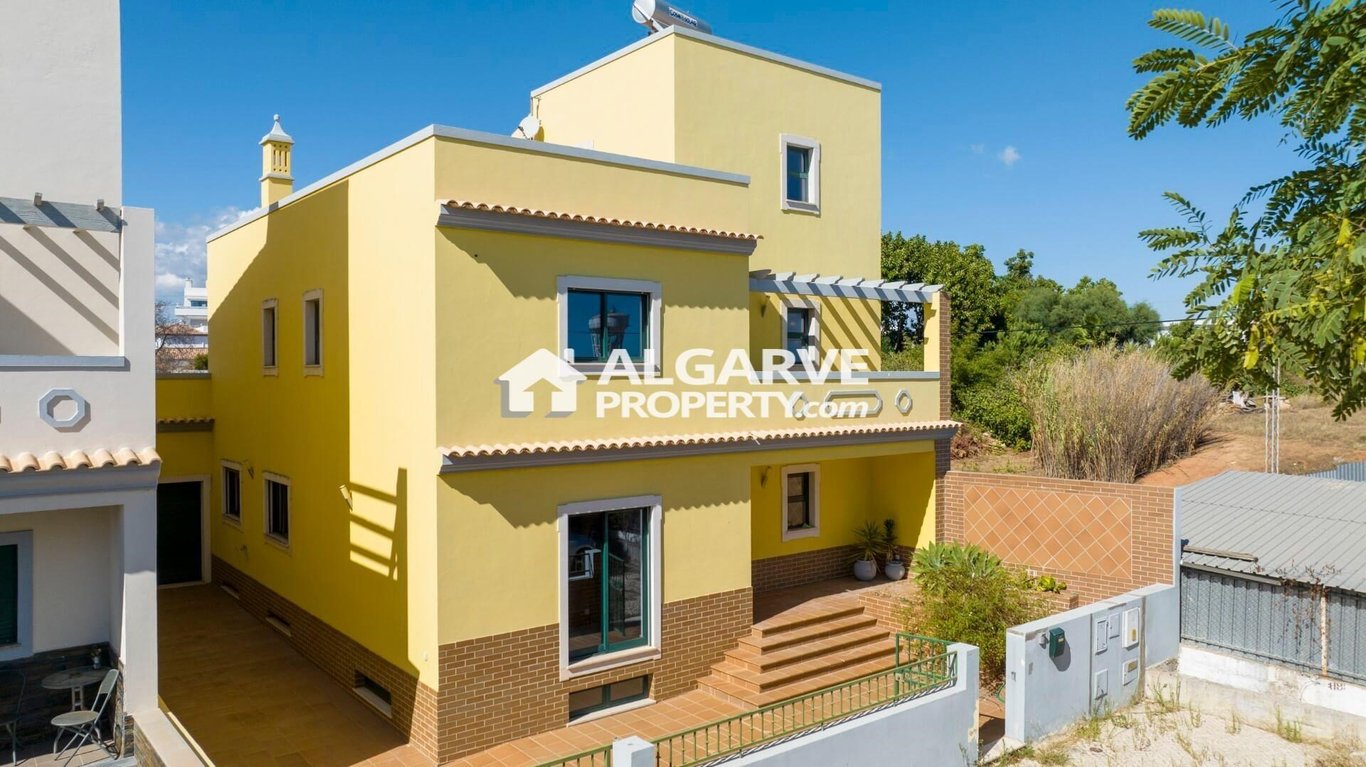 House in Olhao - Image 2