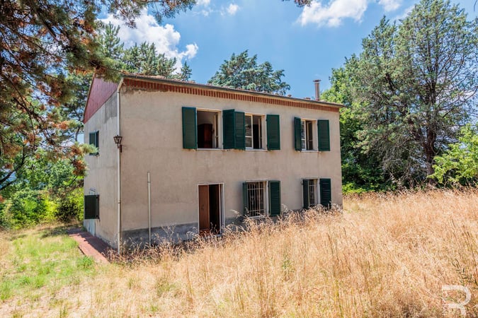 House in Sorano - view 1