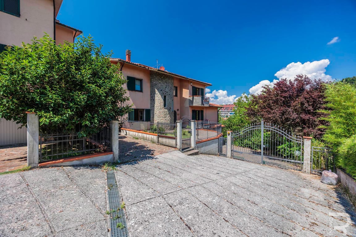 Villa in Arcidosso - Image 3