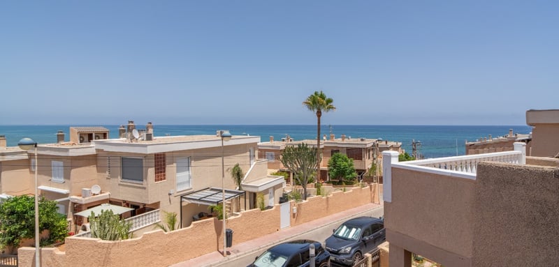 House in Torrelamata - view 1