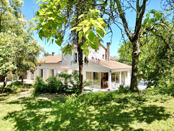 House in Beaupuy - view 1