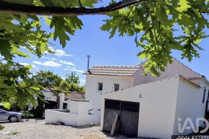 House in Vila Facaia - view 1