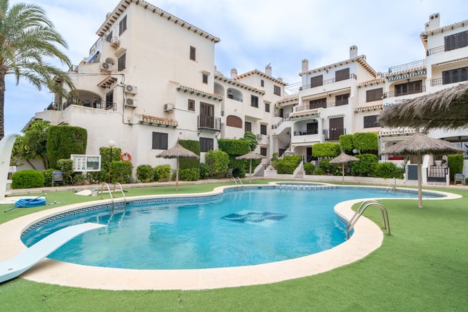 Apartment in La Zenia - view 1