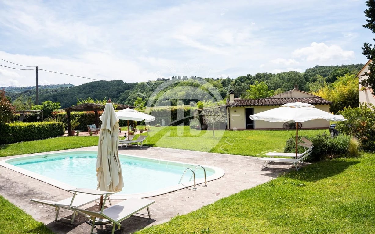 Villa in Volterra