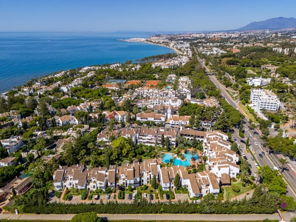 Apartment in Marbella - view 1