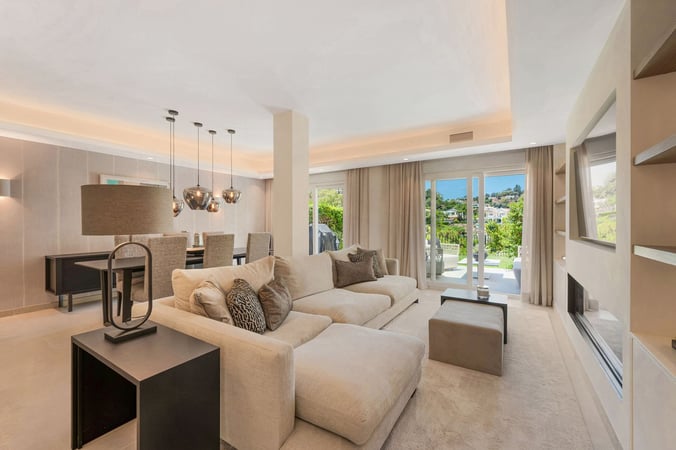House in Lomas de la Quinta - view 1
