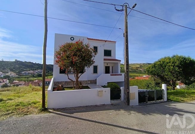 House in Vimeiro - view 1