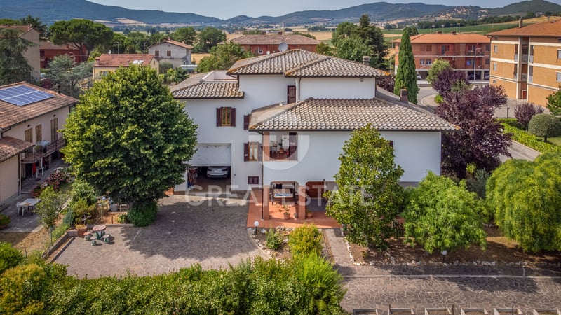 House in Mugnano - view 1