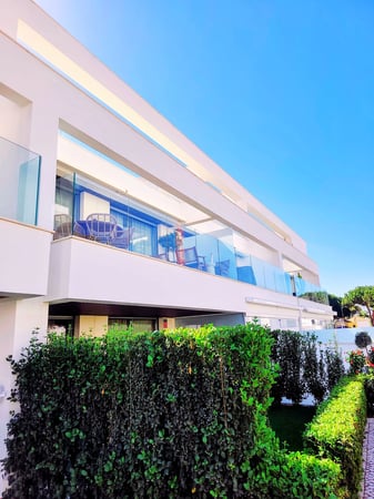 Apartment in Elviria - view 1