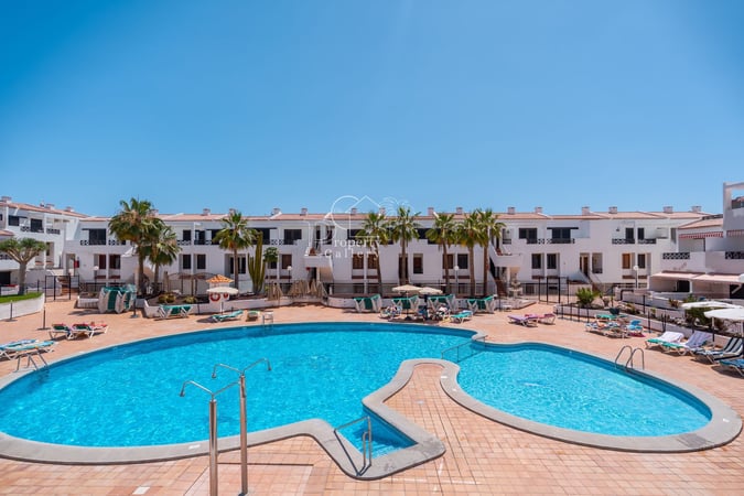 Apartment in Los Cristianos - view 1