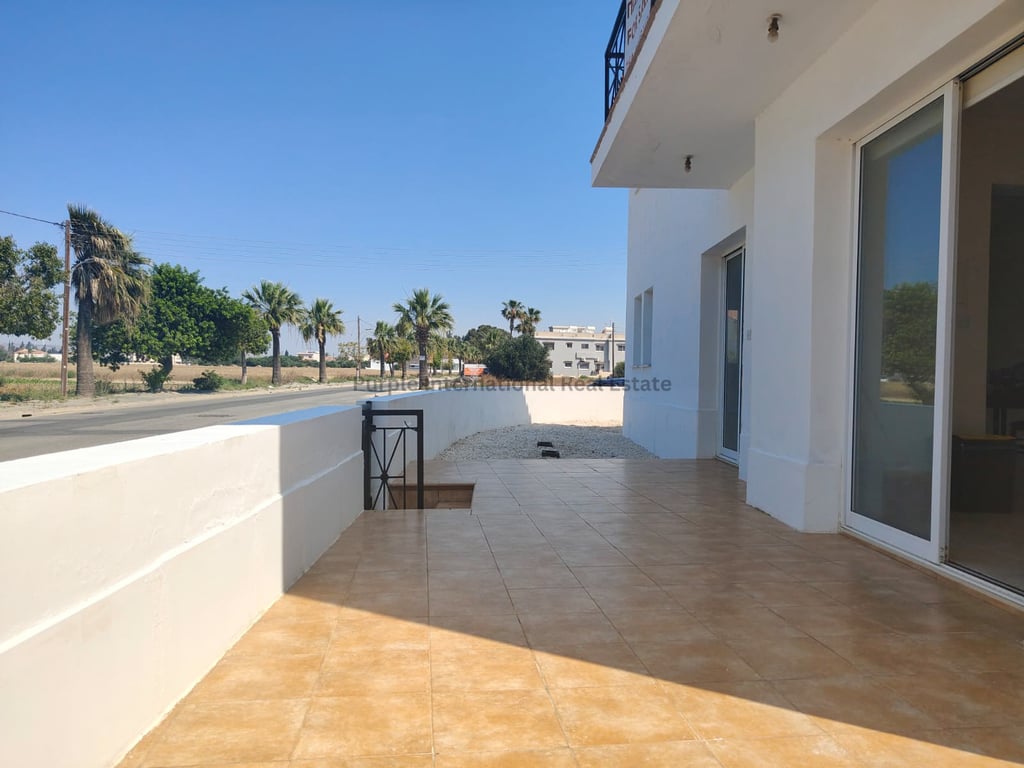 House in Perivolia - Image 2