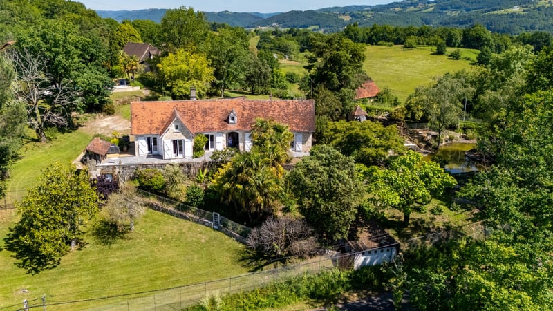 House in Beaulieu-sur-Dordogne - view 1