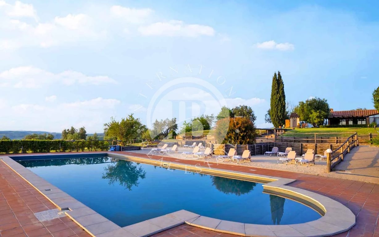 Villa in Roccalbegna - Image 3