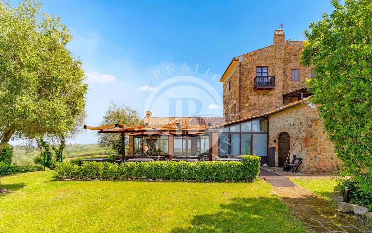 Villa in Roccalbegna - Image 2