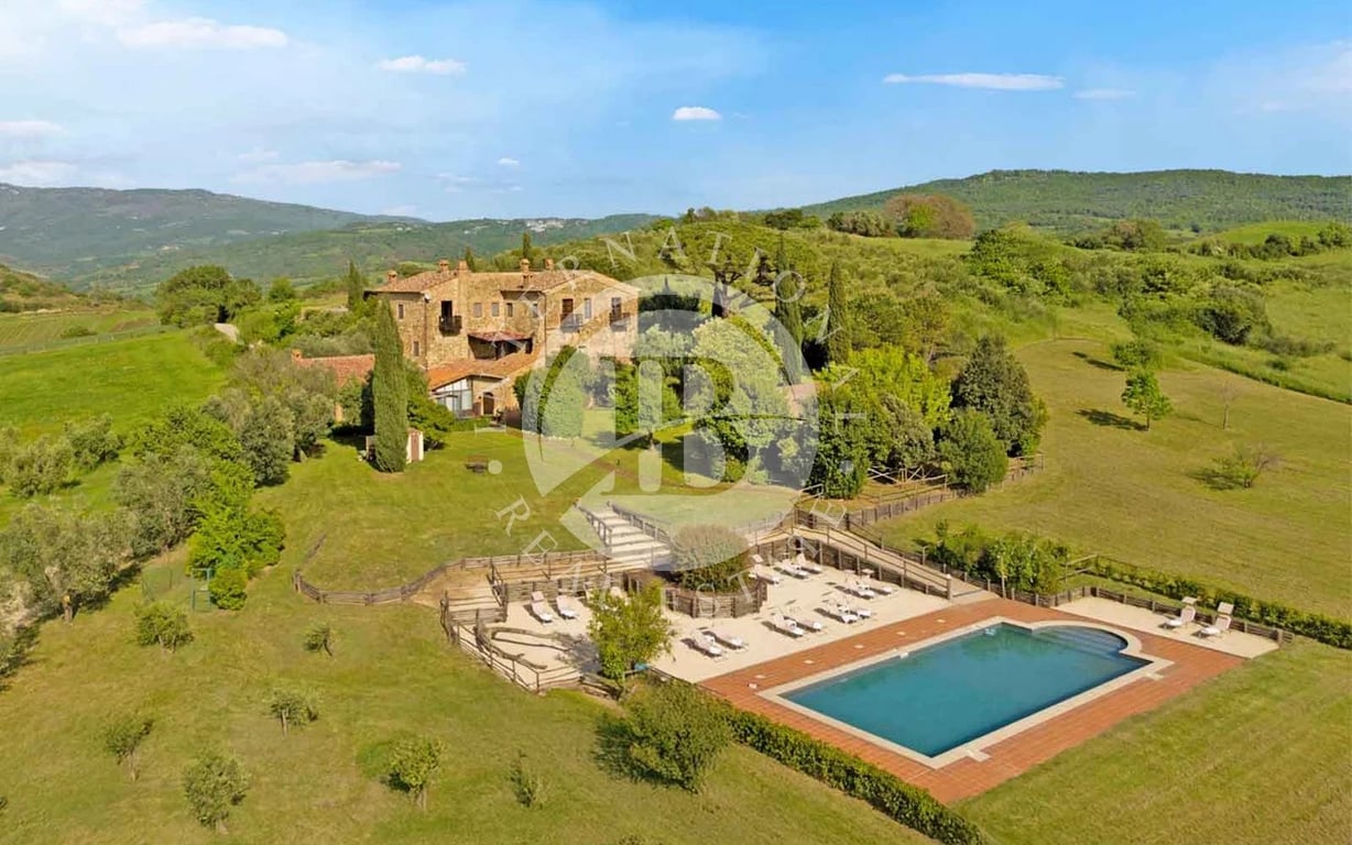 Villa in Roccalbegna
