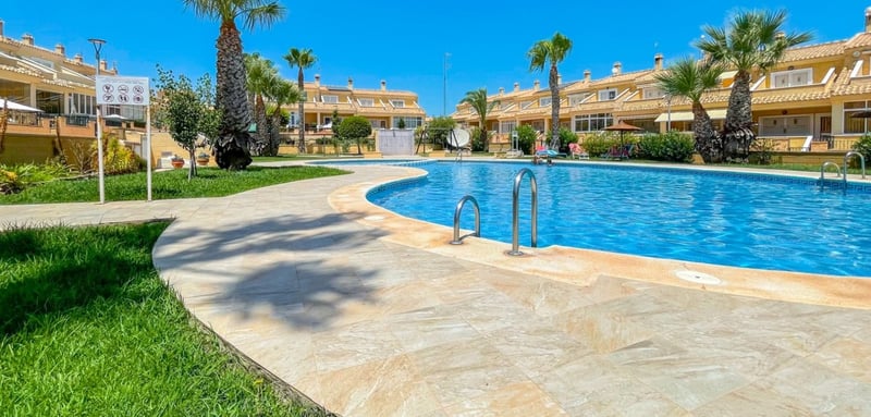 House in Dehesa de Campoamor - view 1