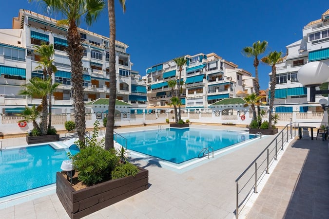 Apartment in Torrelamata - view 1